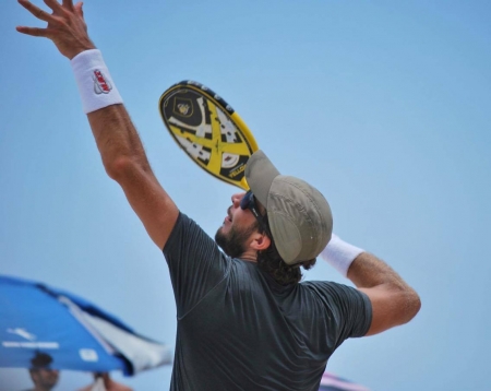 Ivan Syrov:&quot;Beach tennis is a gift of fate&quot;